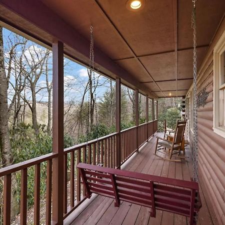 Log Cabin On Peaceful River Blowing Rock Buitenkant foto